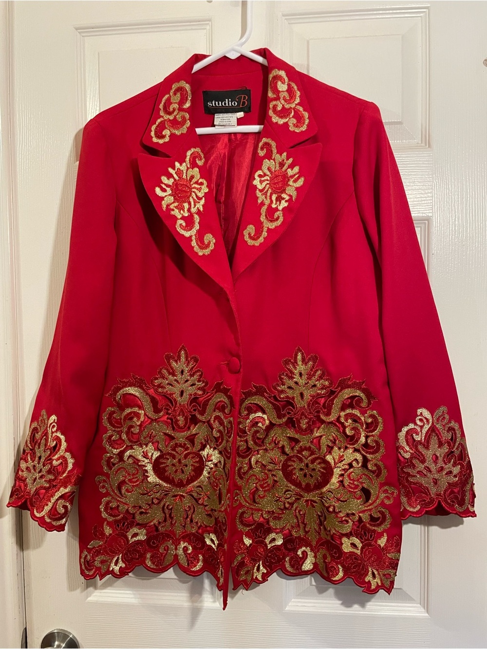 Vintage studio B red women’s blazer
